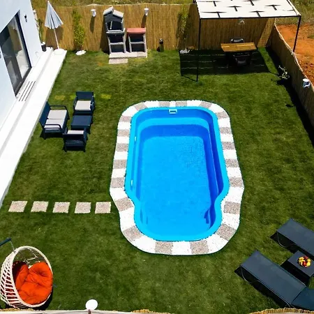 Doga Ile Ic Ice Balayi Villasi Fethiye