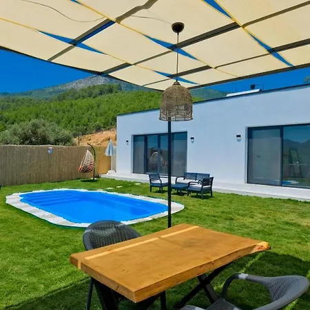 Doga Ile Ic Ice Balayi Villasi Villa