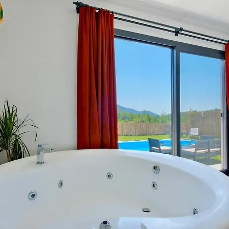 Doga Ile Ic Ice Balayi Villasi * Fethiye