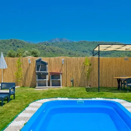 Doga Ile Ic Ice Balayi Villasi Fethiye