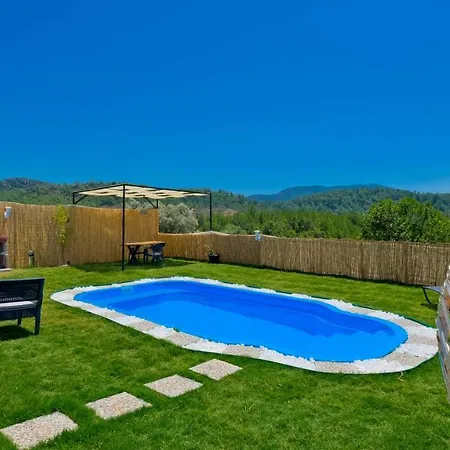 Doga Ile Ic Ice Balayi Villasi Fethiye